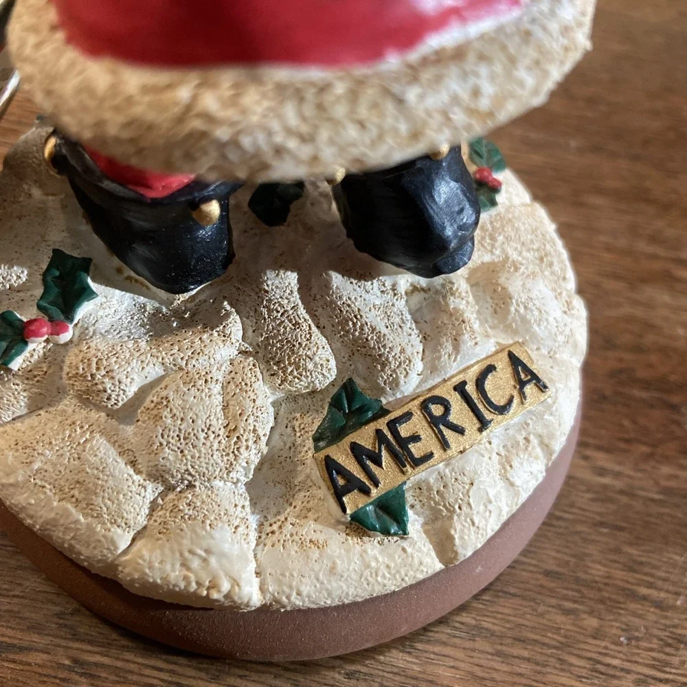 Shaker Hearth Wilton Industry Santa Claus 1998 America‎ Terra Cotta Cookie Press